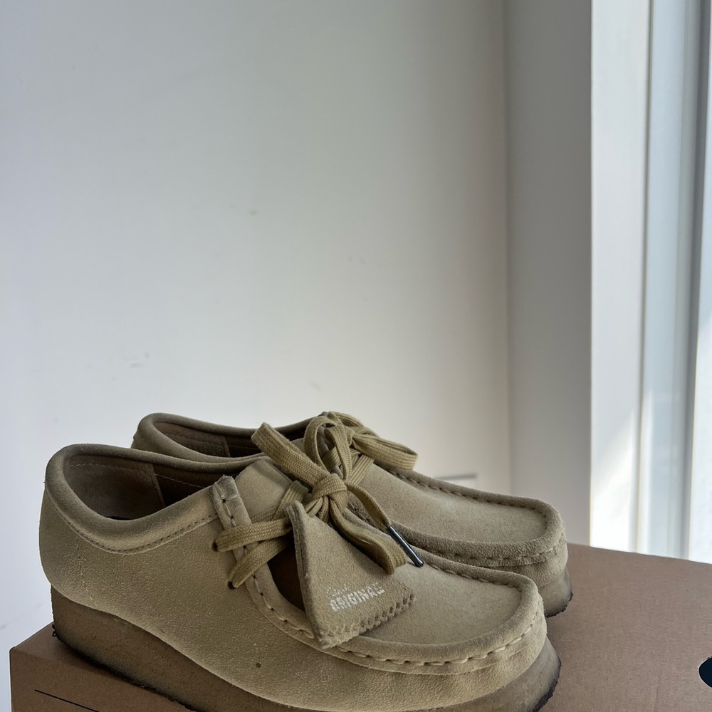Clarks Originals Wallabee Maple Suede Shoes. (Women’s)